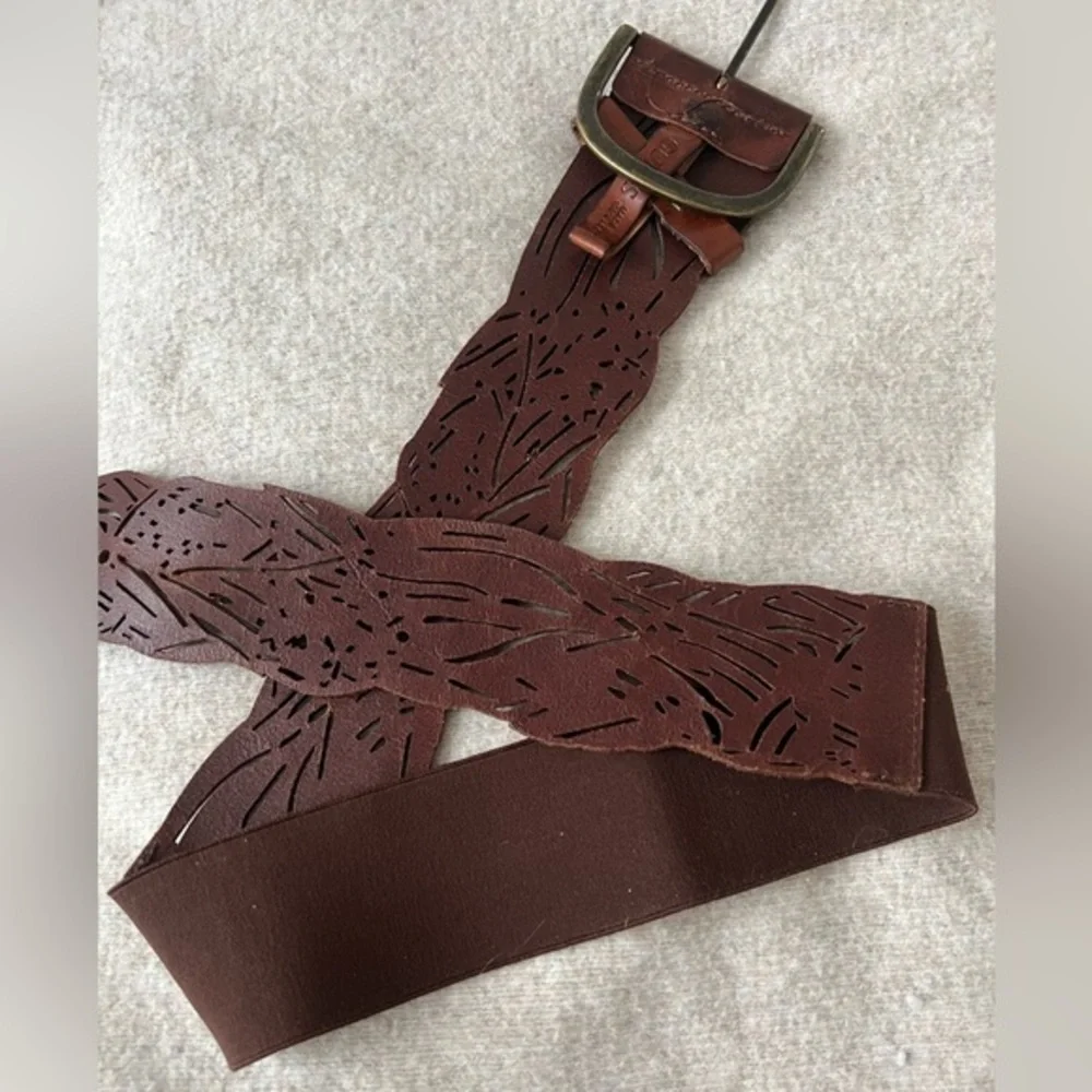 Guess Genuine Leather Belt - Size S / M - BRAND NEW - Never Worn